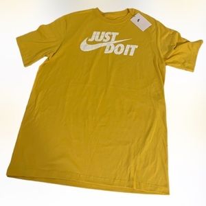 NWT Nike Just Do It T-Shirt Yellow AR5006-709 Men’s Size Various